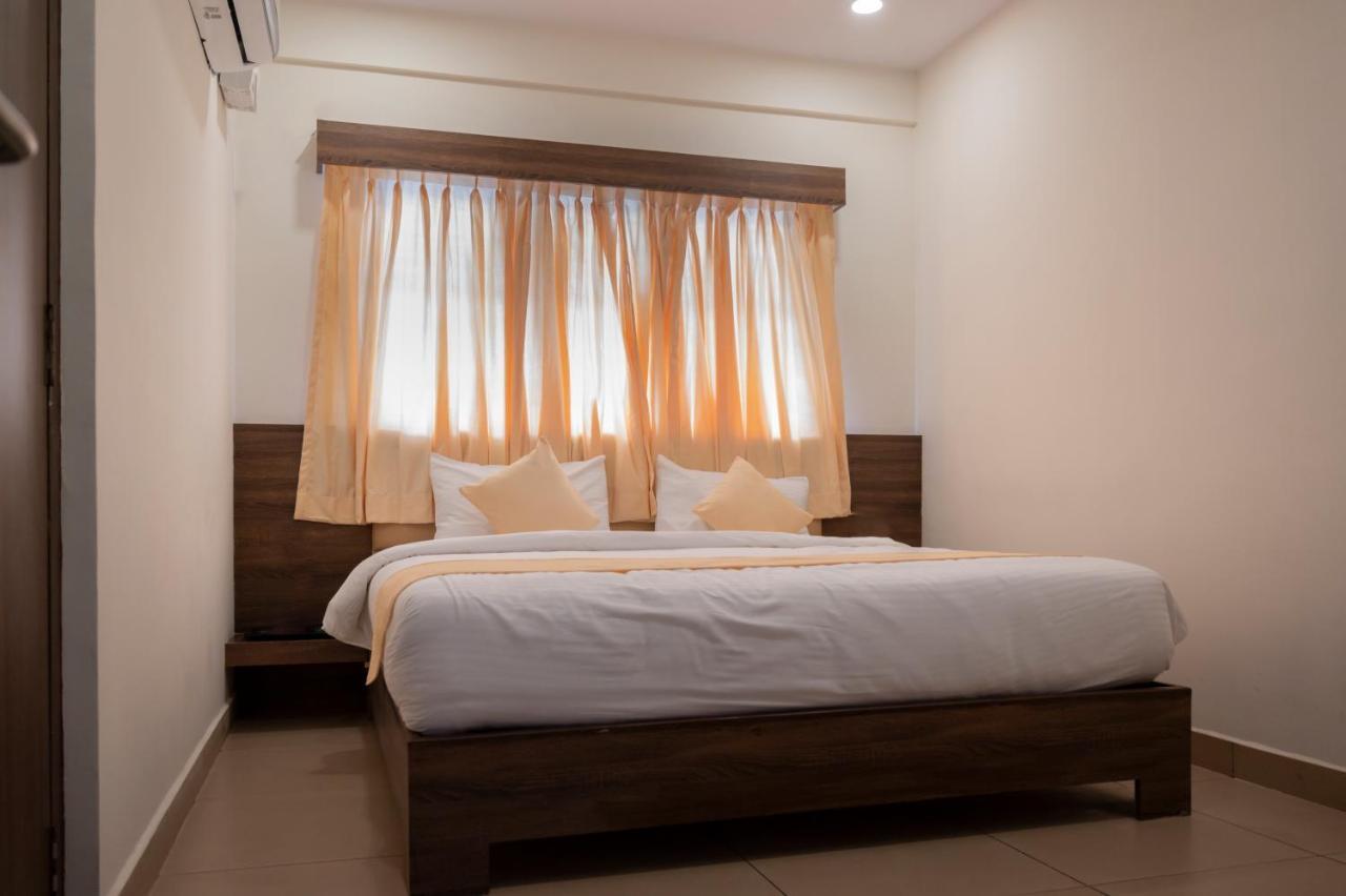 Hotel Sharda Residency Mangaluru Exterior foto